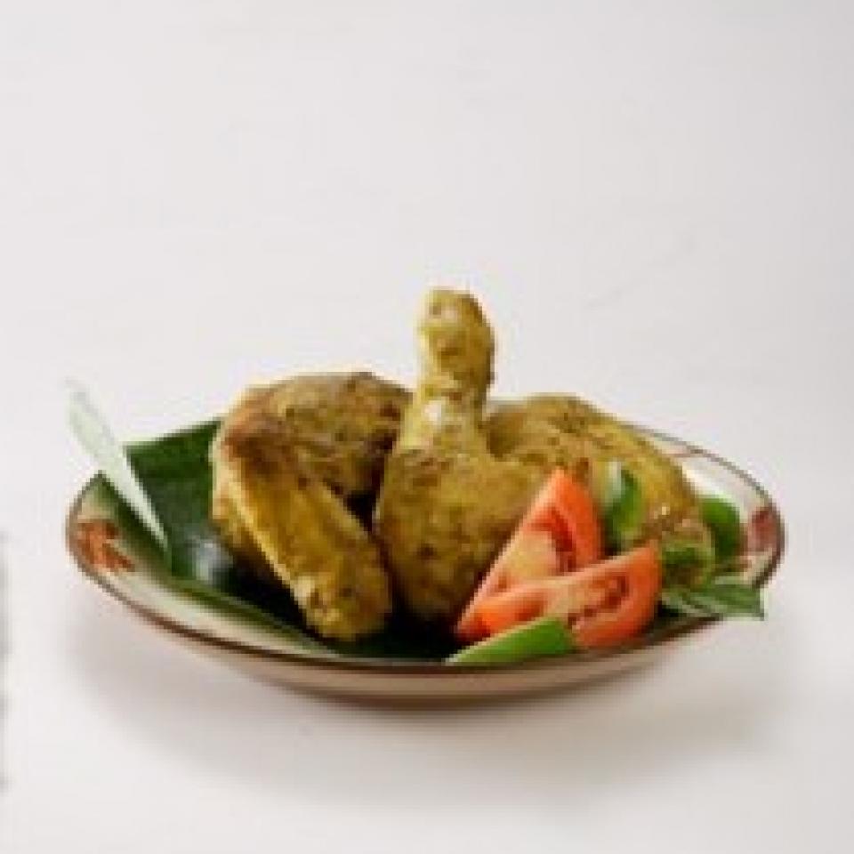 SajiansedapAYAM PANGGANG BUMBU KUNING JAWA SajiansedapAYAM PANGGANG BUMBU KUNING JAWA